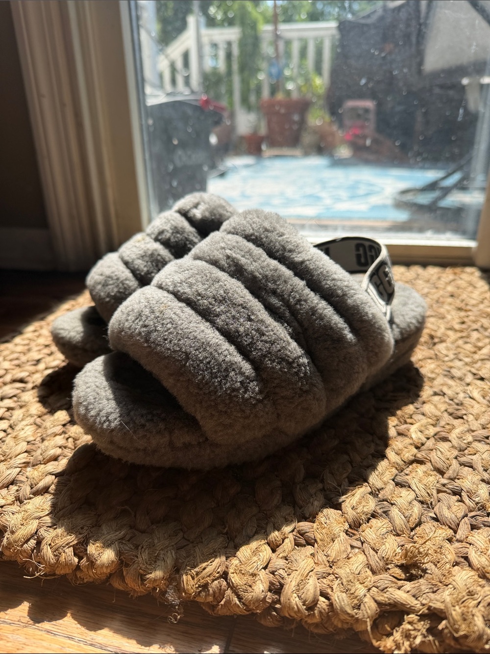 Woman’s Ugg Plush Grey Slide Slippers - Cozy Indoor Shoes